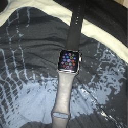 Apple Watch For Sale $160 Series 3 Good Condition 