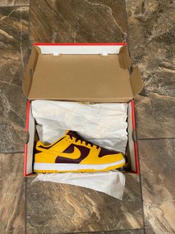 Nike Dunks used once size 11 selling a lot of my shoes $75