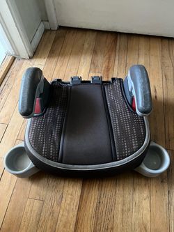 Graco Backless Booster Car Seat