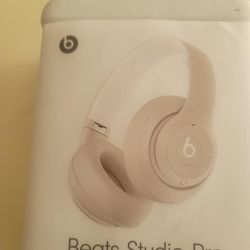 Beats studio pros