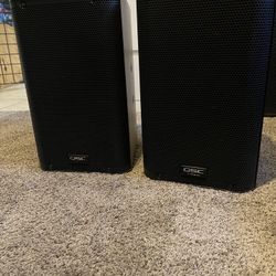QSC K8 Speakers 