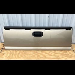 99-2006 Chevy Silverado Tailgate