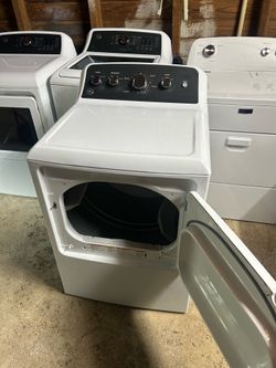 7.2 cu. ft. vented Electric Dryer in White with Auto Dry and Extended Tumble