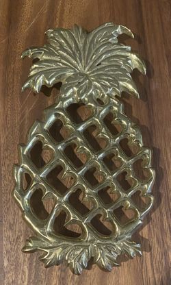 Brass Pineapple Trivet 