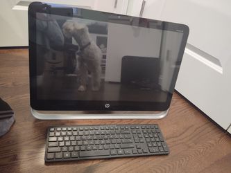 23" HP 2 in 1 Touchscreen Desktop