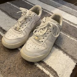 Nike Air Force Women Size 8