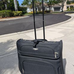 Travel Select Rolling Garment Bag