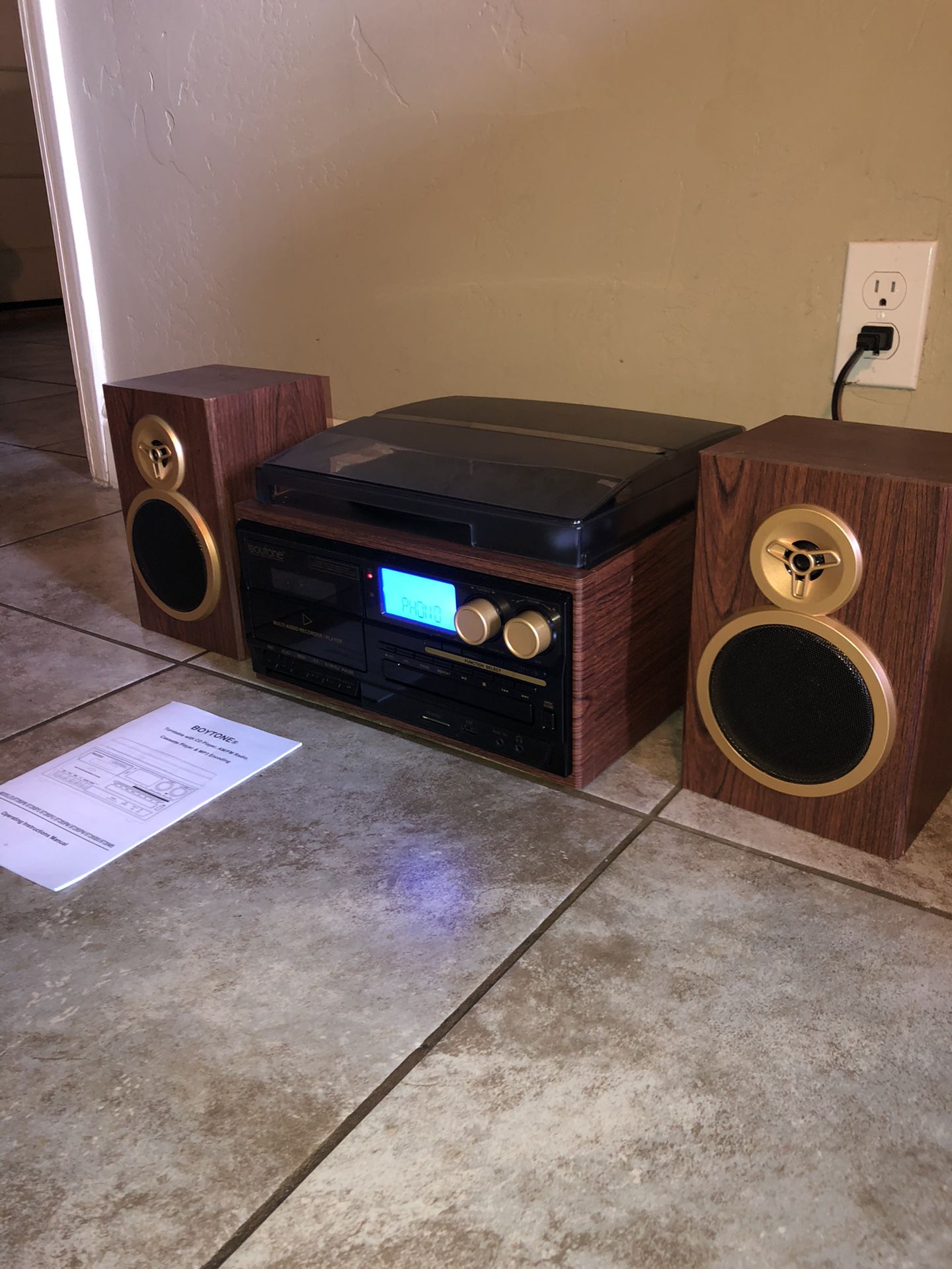 Compact All-in-One Stereo System