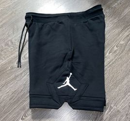 Air Jordan Essential Fleece Diamond Shorts