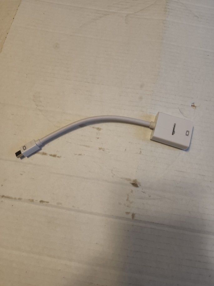 Amazon Basics Mini DisplayPort Thunderbolt to HDMI Adapter iMac Apple Compatible