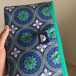 Igloo Multi colored handbag