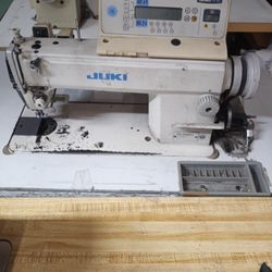 JUKI DDL-5550N-7 Industrial Sewing Machine with Table