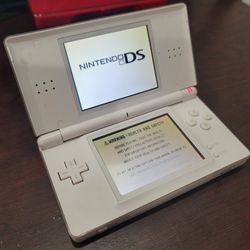 NINTENDO DS LITE GLACIER WHITE COMPLETE WITH STYLUS AND COVER 