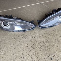2012-2016 Tesla Model S HID headlights, like new!