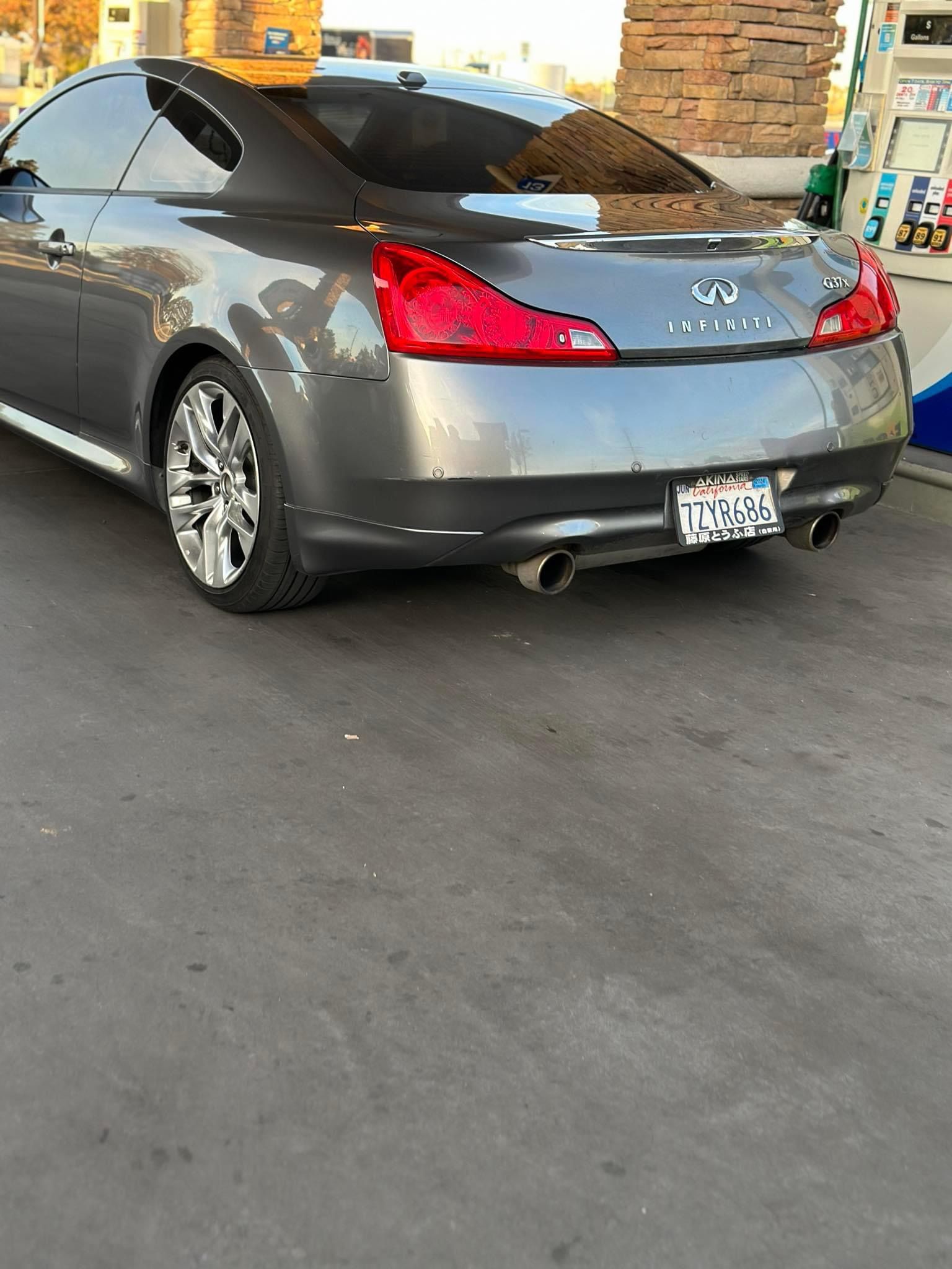 2011 Infiniti G37