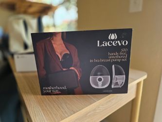 Lacevo S70 Wearable Breast Pump Set 2pk -NEW