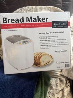 Brand New! Home Essentials bread maker with 19 programmable settings