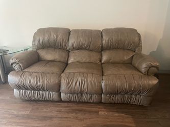 Recliner couch