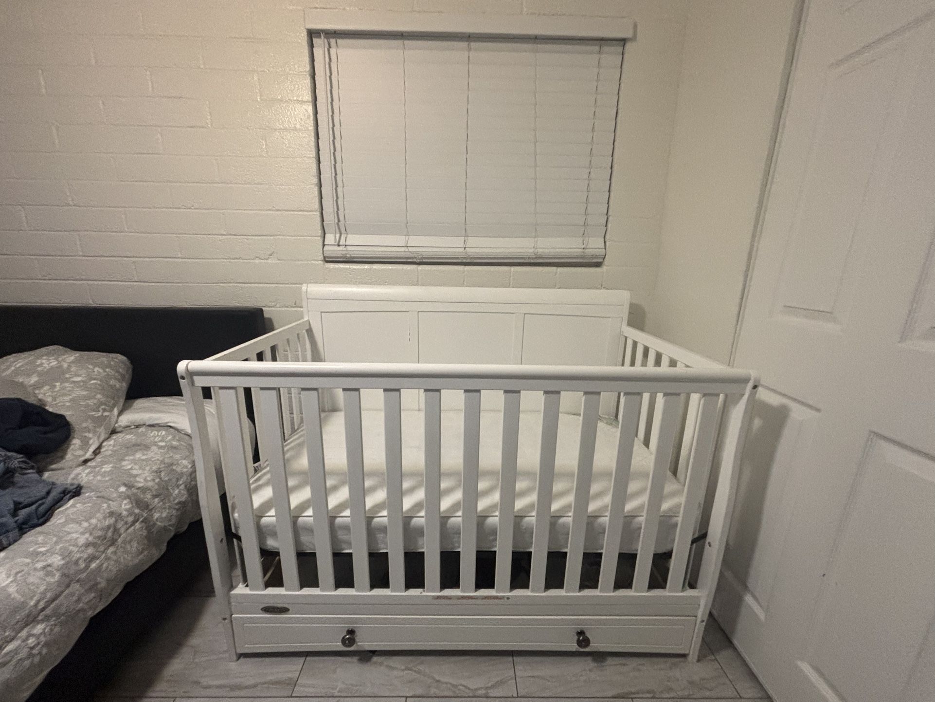 Graco Crib 