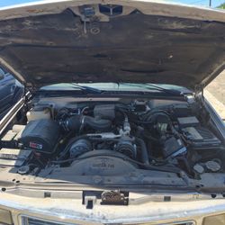 Chevy Tahoe Blazer 