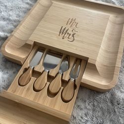 DELUXY Mr and Mrs Cheese Board 