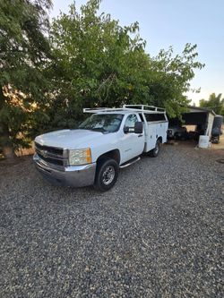 Chevrolet Silverado 2500HD Utility Work Truck