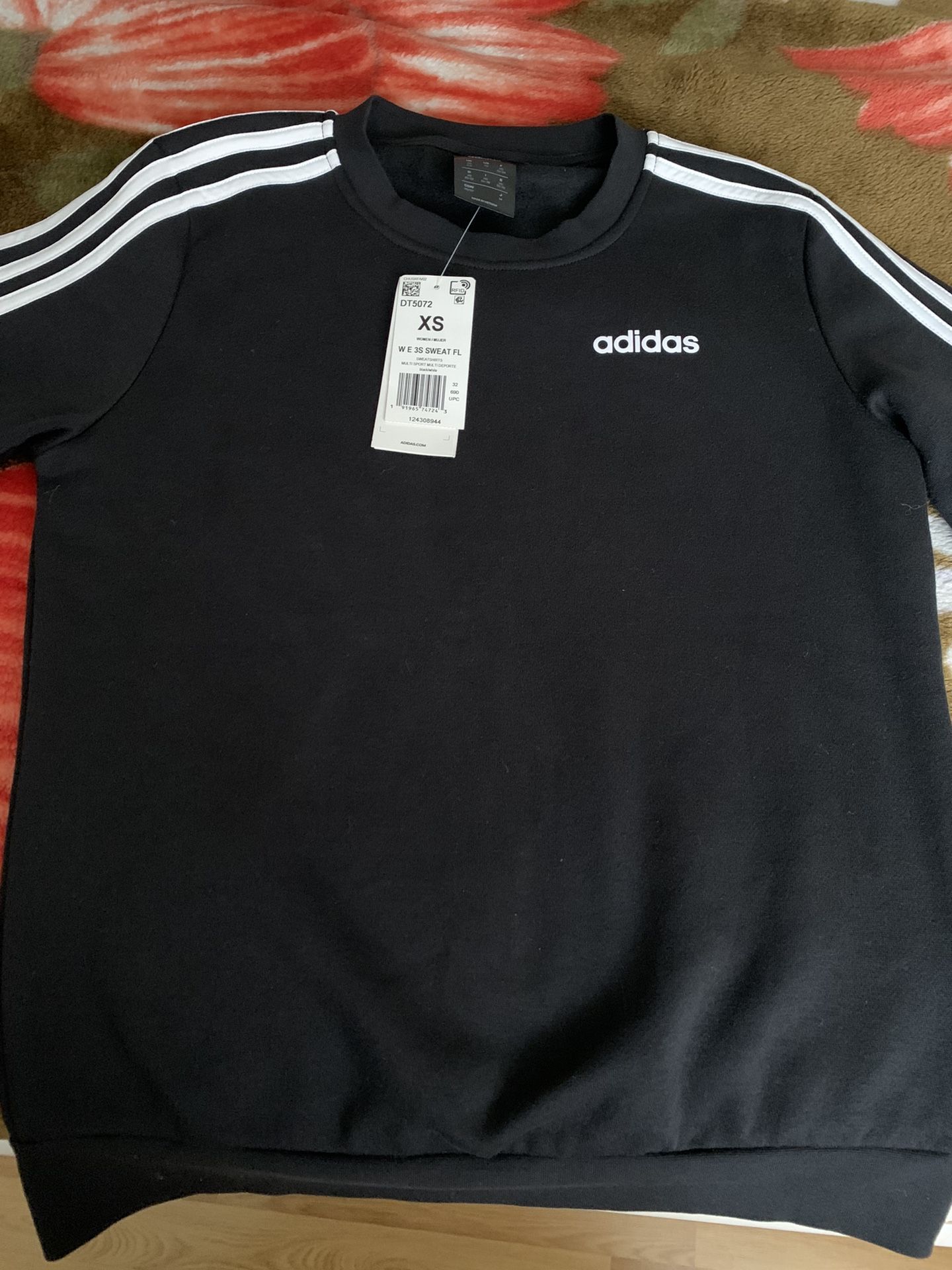 Adidas Sweatshirt 