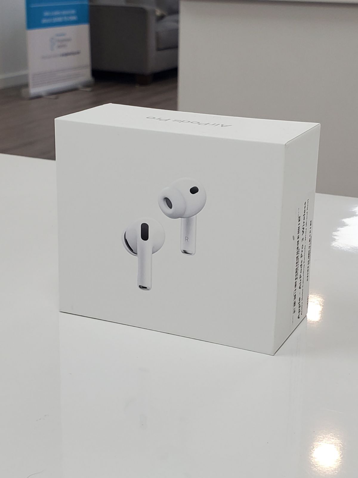 π¦ Apple AirPods Pro 3 Wireless Active Noise-Cancelling Earbuds β White β Brand New β $249