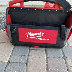 Milwaukee Pack Out Tote
