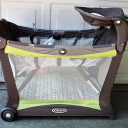 Graco Play Pen
