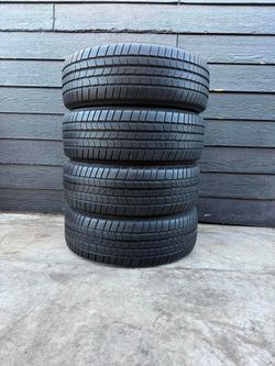 245/60/18. Michelìn