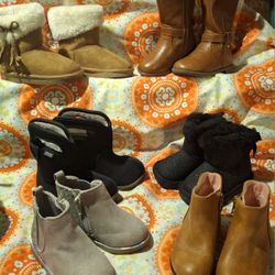GIRLS sz.6 BOOTS-( Boots Top Left Sold)