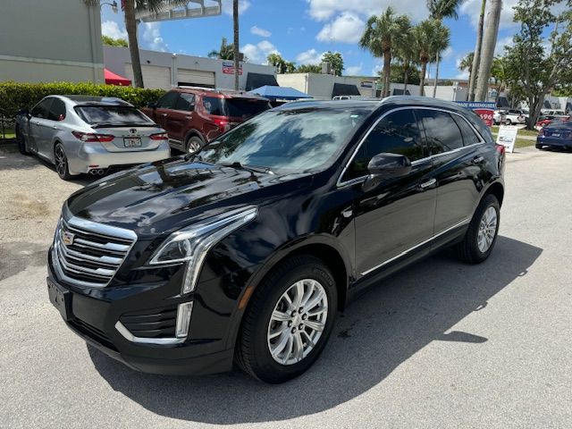 2017 CADILLAC XT5