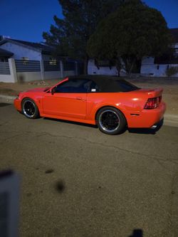 2004 Ford Mustang