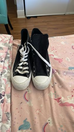 Black converse