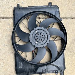 2010 Mercedes-Benz Radiator fan  