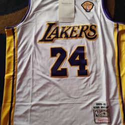 Kobe Bryant laker jerseys