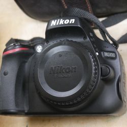 NIKON D5100 CAMERA WITH TAMPON 63DI 18-270MM F/3.5-6.3 WITH CASE 878803-1 
