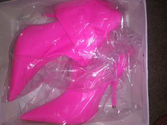 STEVE MADDEN LADIES SHOES.
