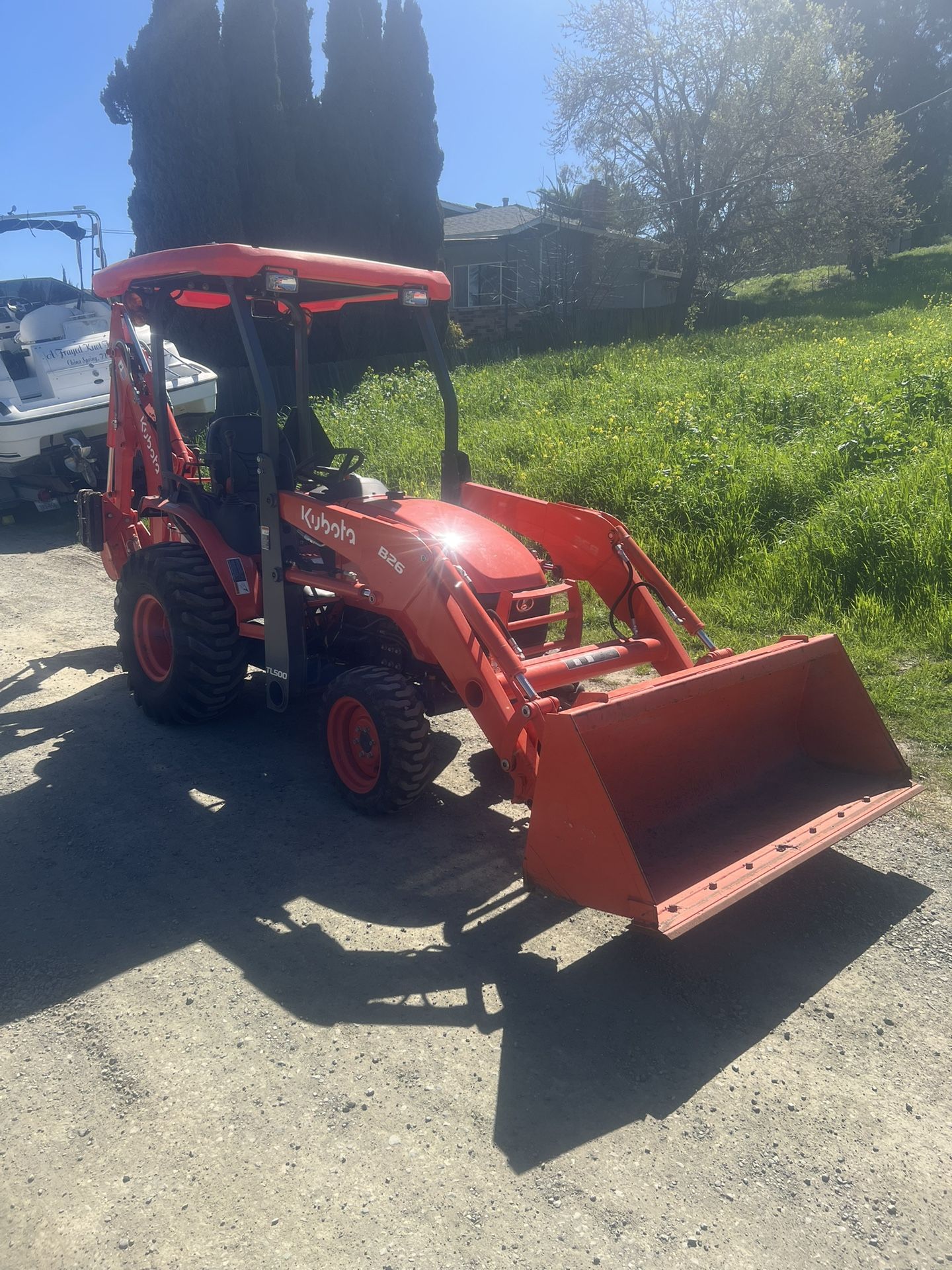 Kubota Tractor B26 TL