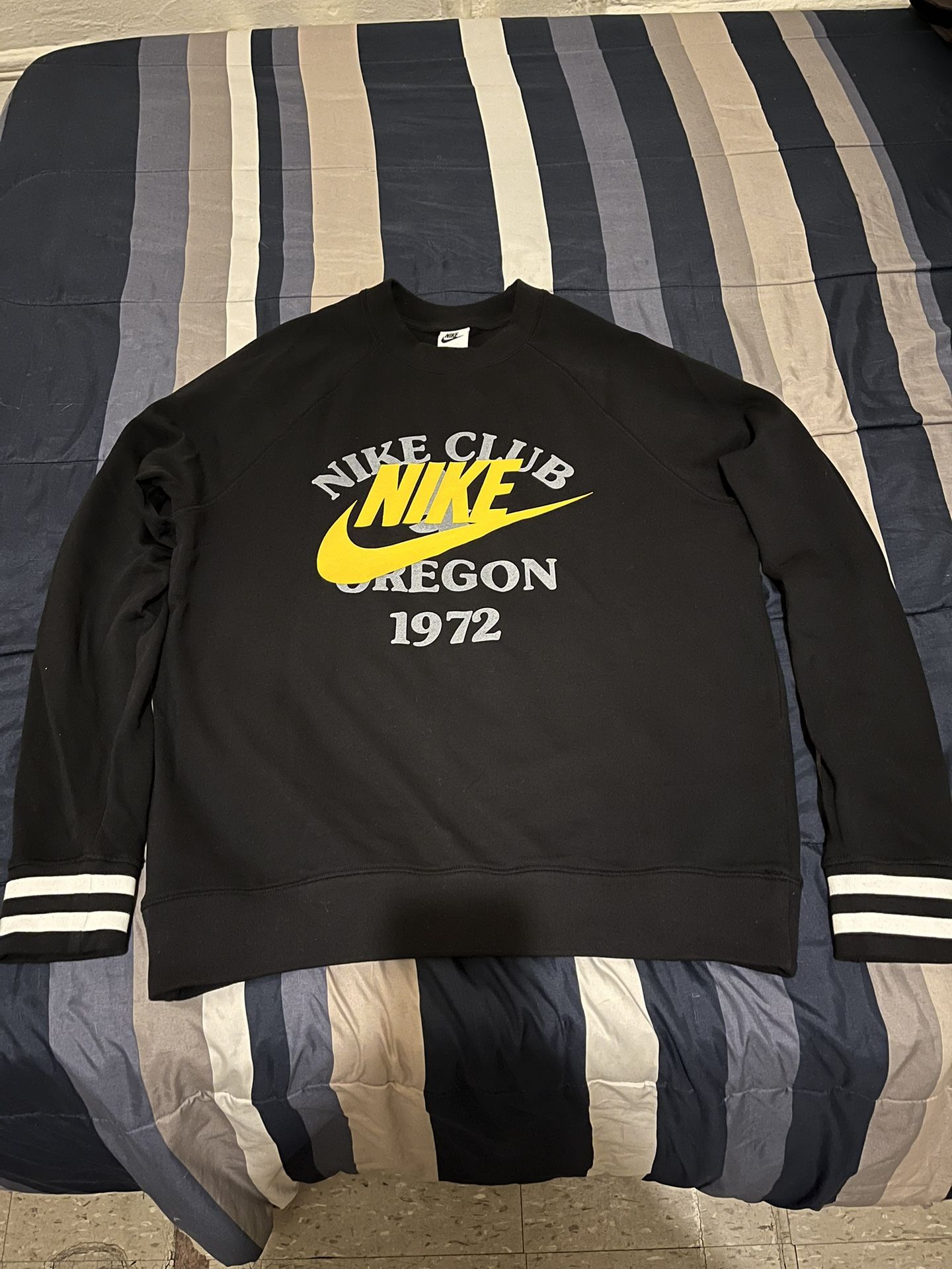Nike Sweater 