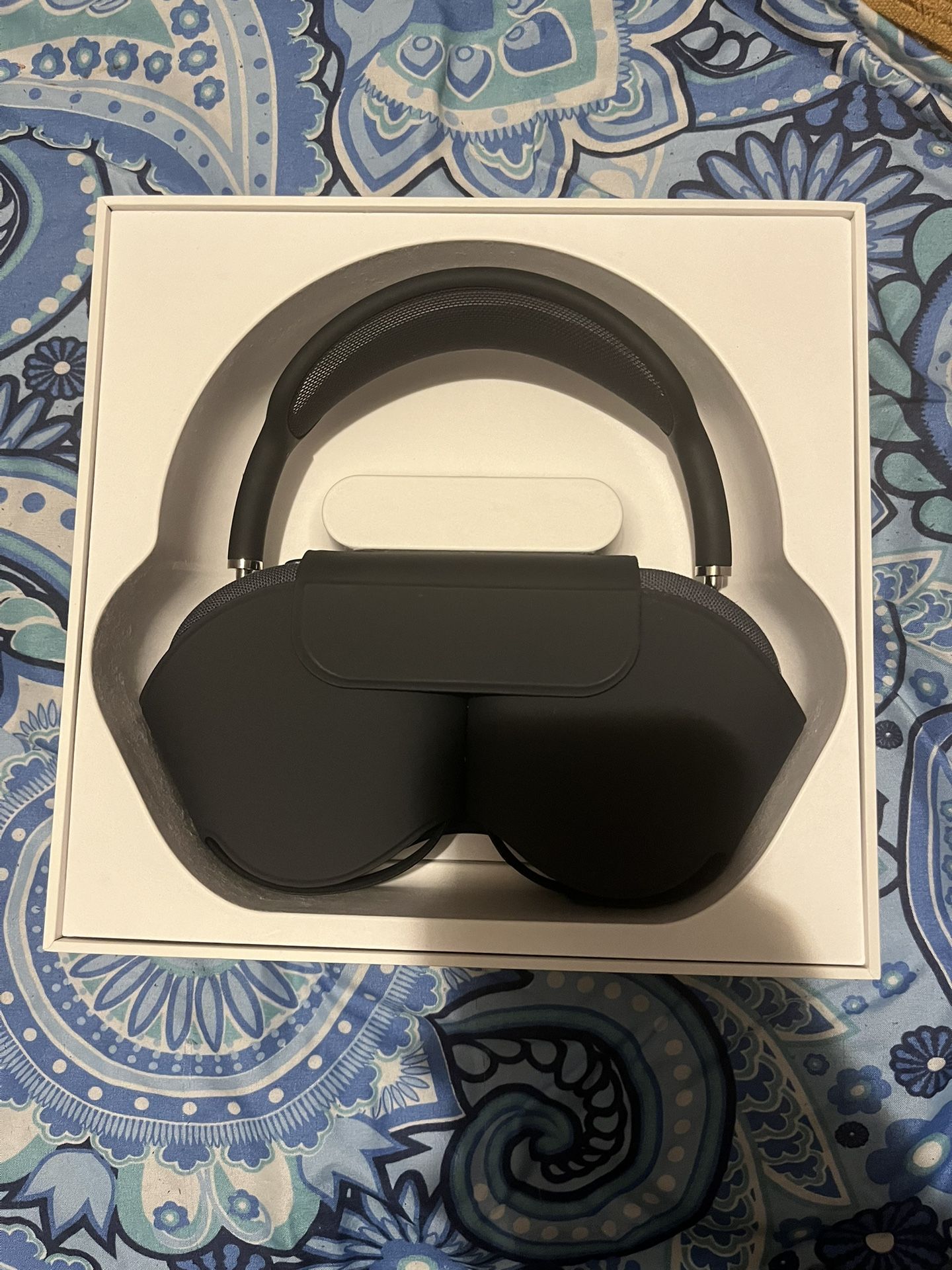 Ps4 And Air Pod Maxes