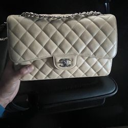 Chanel Quilted Jumbo Double Flap 