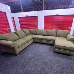 ( Free Delivery ) Large Dark Green Sectional Couch