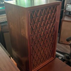 Pioneer Speakers 