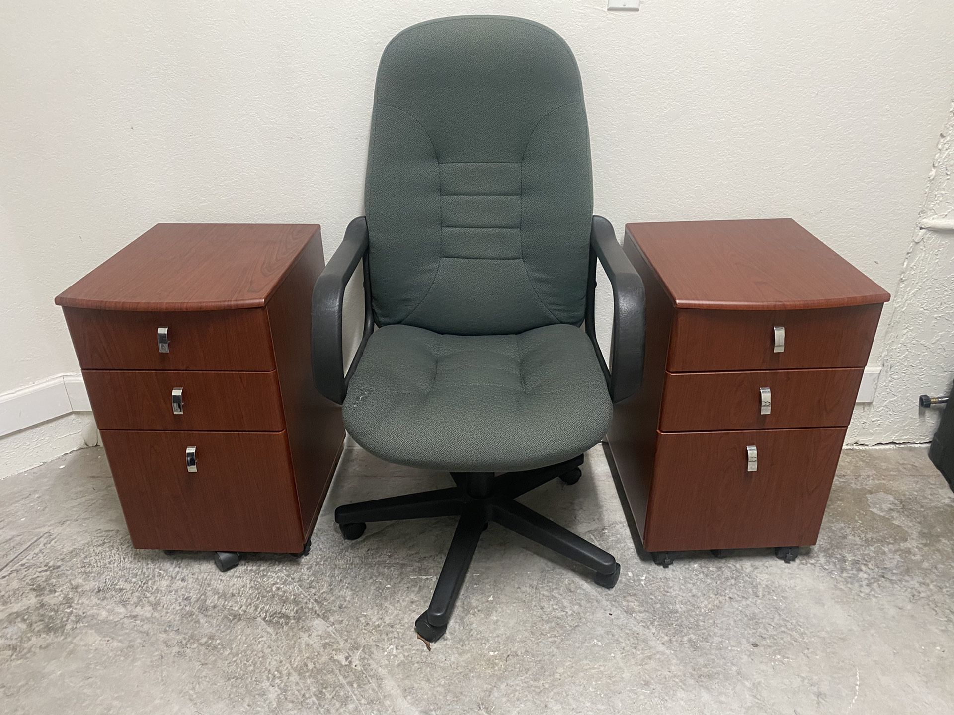 Combo: 2 Portable File Cabinets + 1 Chair