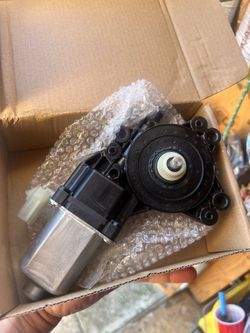 2007-2012 Chrysler 300 Window Motor Passenger And passenger Rear