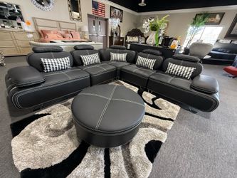 SECTIONAL WITH OTTOMAN