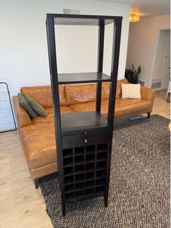 Wine rack / mini bar