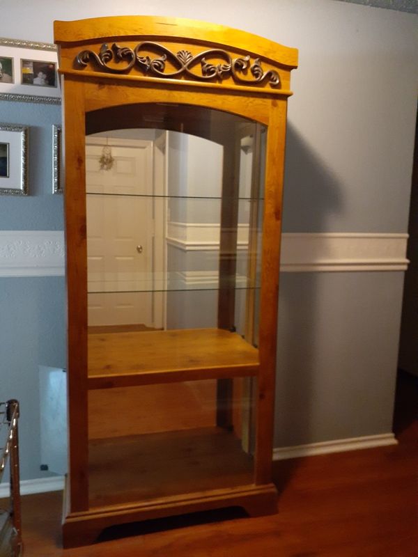 Beautiful Curio for Sale in Dallas, TX OfferUp